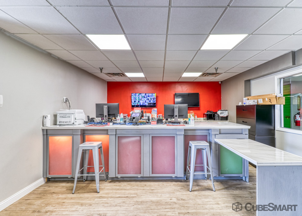 SelfStorage Units at 10901 E Washington St in Indianapolis, IN CubeSmart