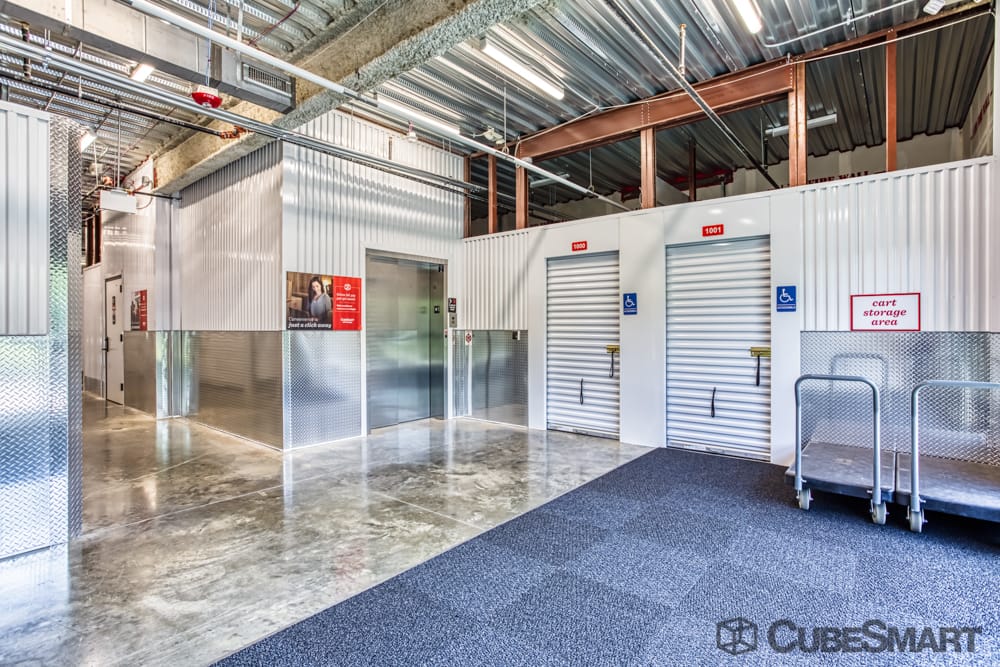 SelfStorage Units at 125 Saundersville Rd in Hendersonville, TN CubeSmart