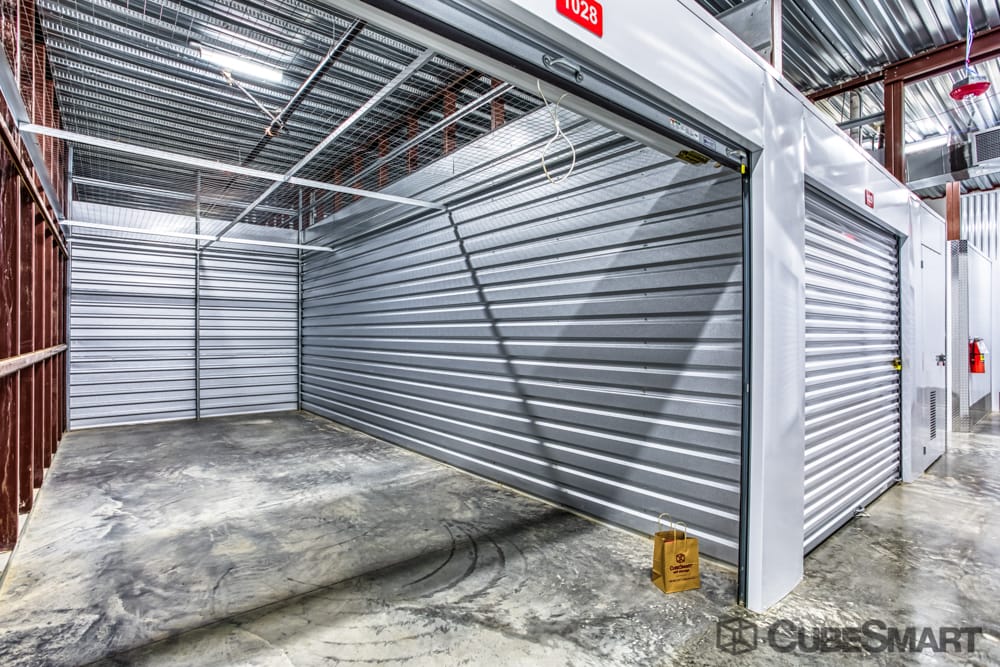 SelfStorage Units at 125 Saundersville Rd in Hendersonville, TN CubeSmart