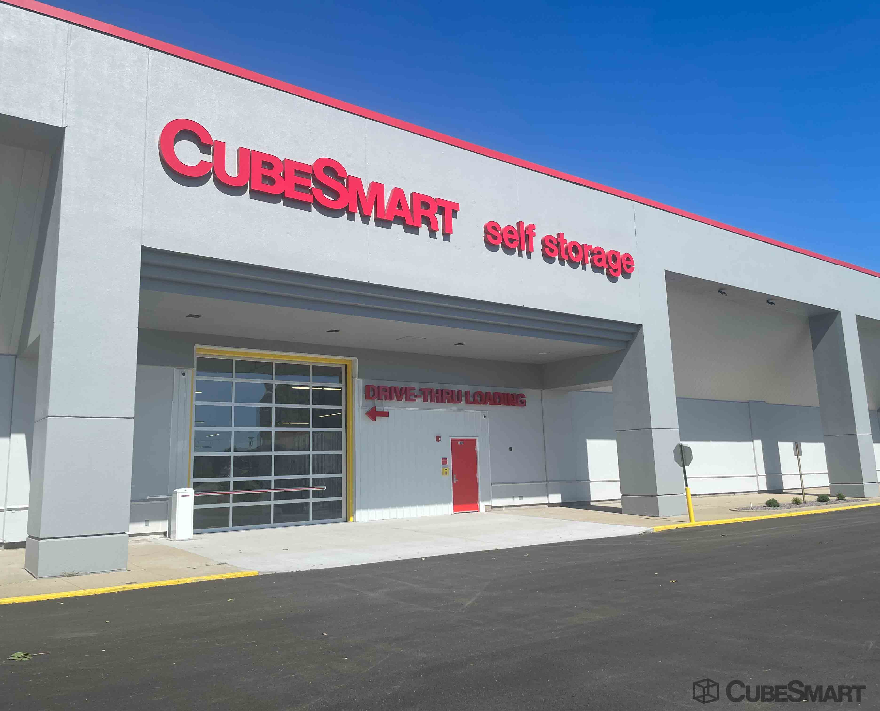 Storage Units at 3001 S Dirksen Pkwy, Springfield, IL CubeSmart