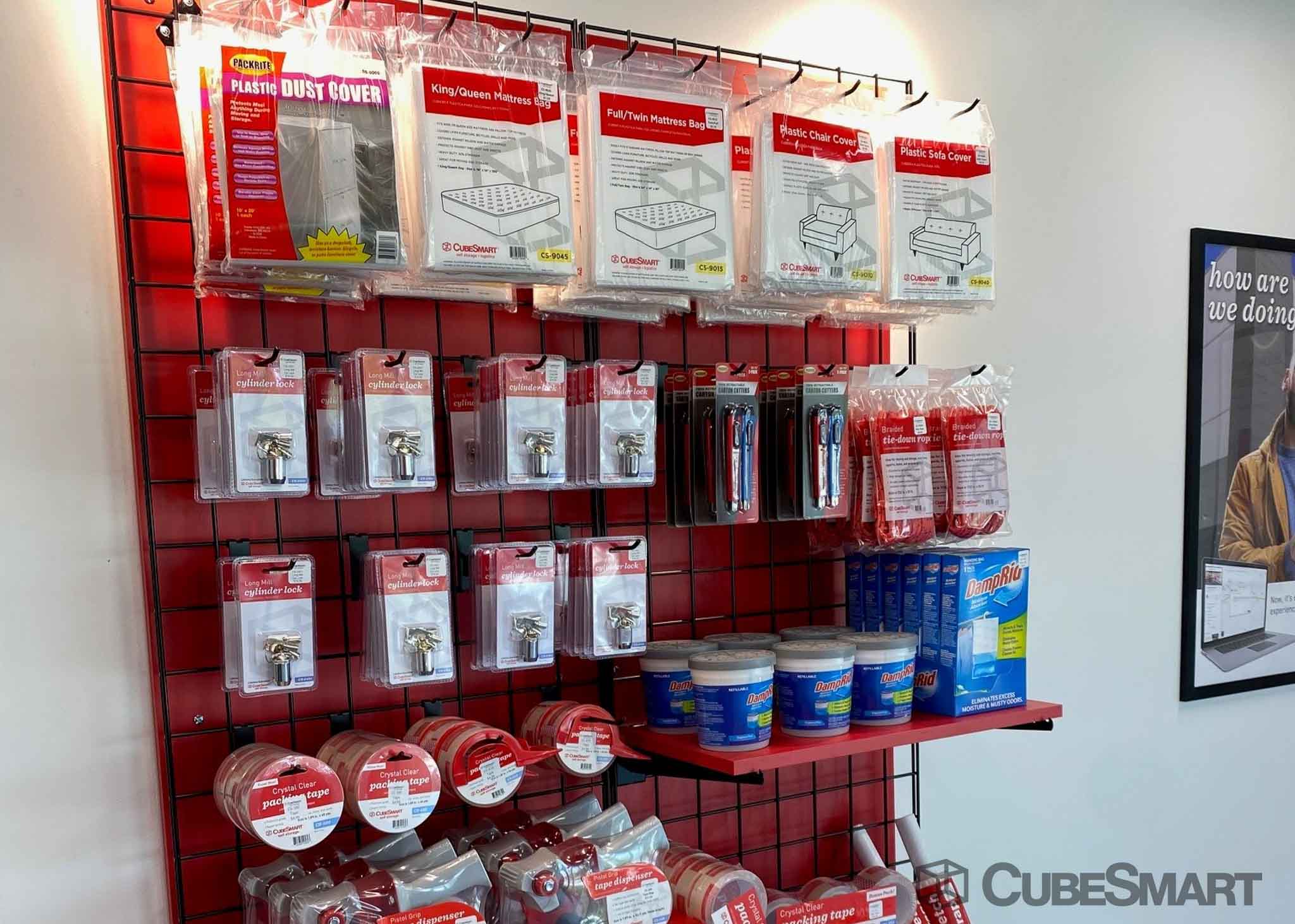 SelfStorage Units at 14545 E Colonial Dr in Orlando, FL CubeSmart