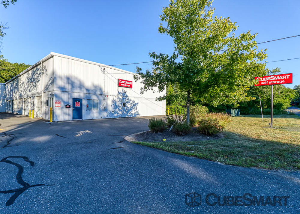 Storage Units at 872 Ethan Allen Hwy, Ridgefield, CT CubeSmart