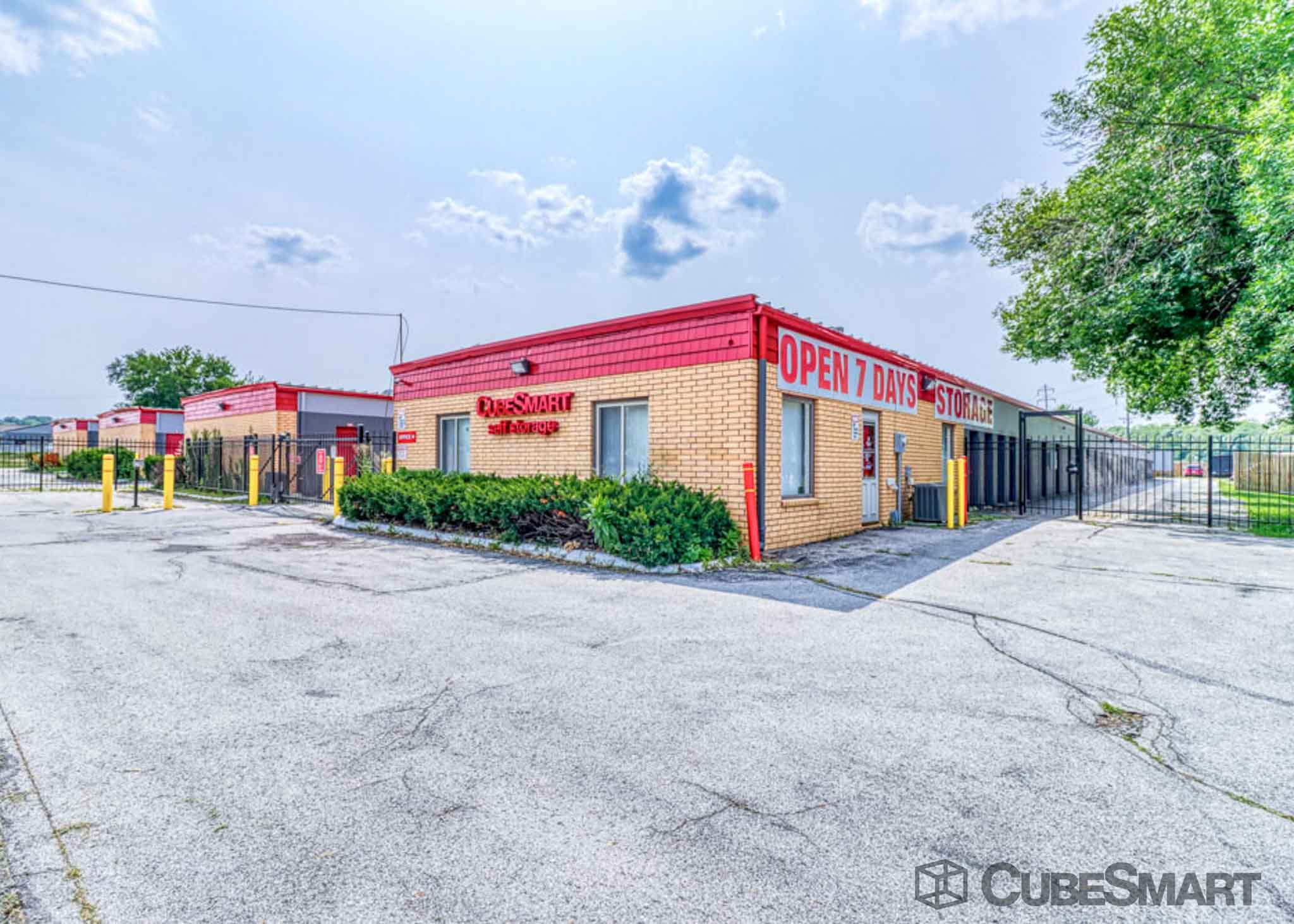 Storage Units at 2001 Grand Ave, West Des Moines, IA CubeSmart