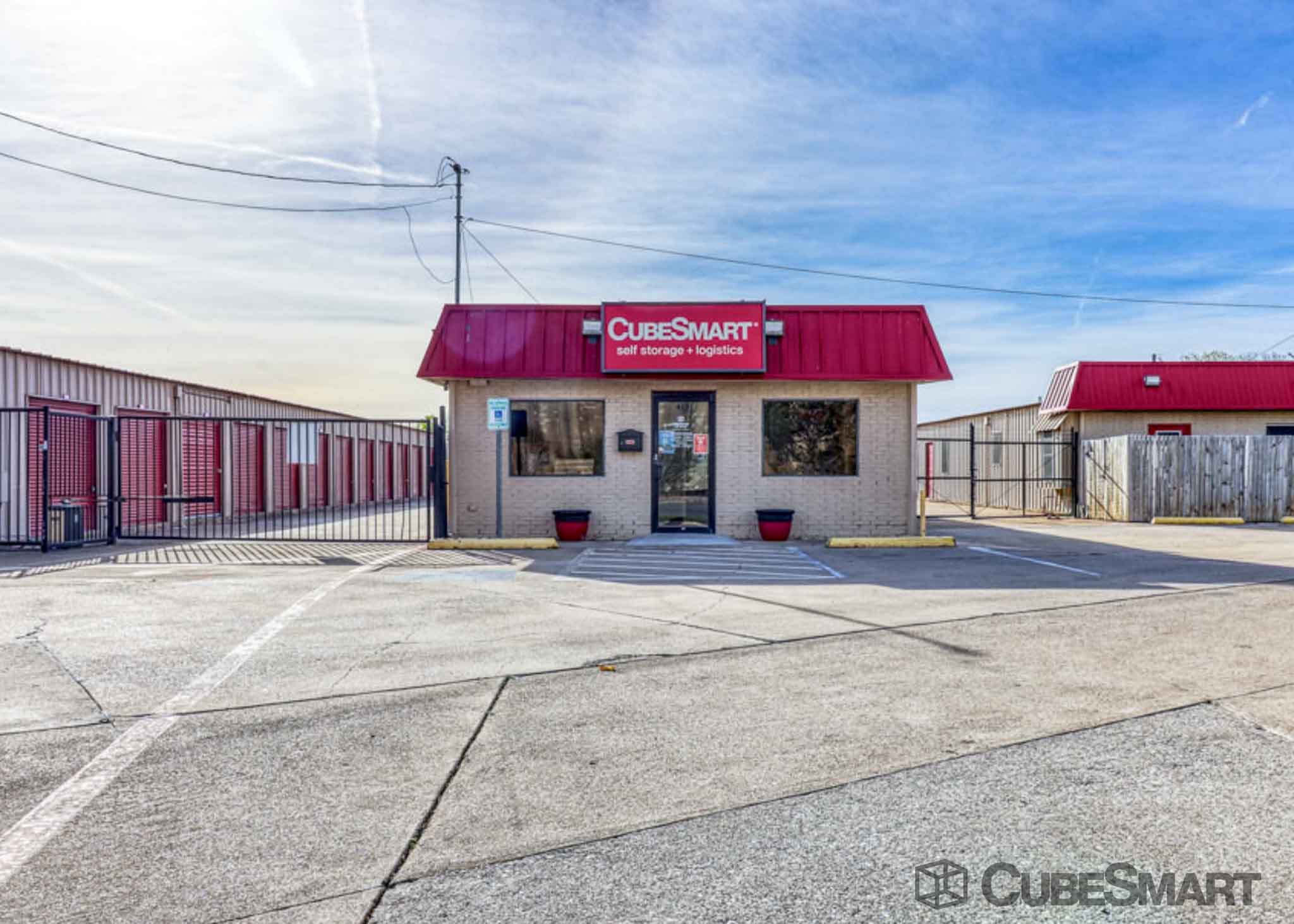 Storage Units at 419 N Saginaw Blvd, Saginaw, TX CubeSmart