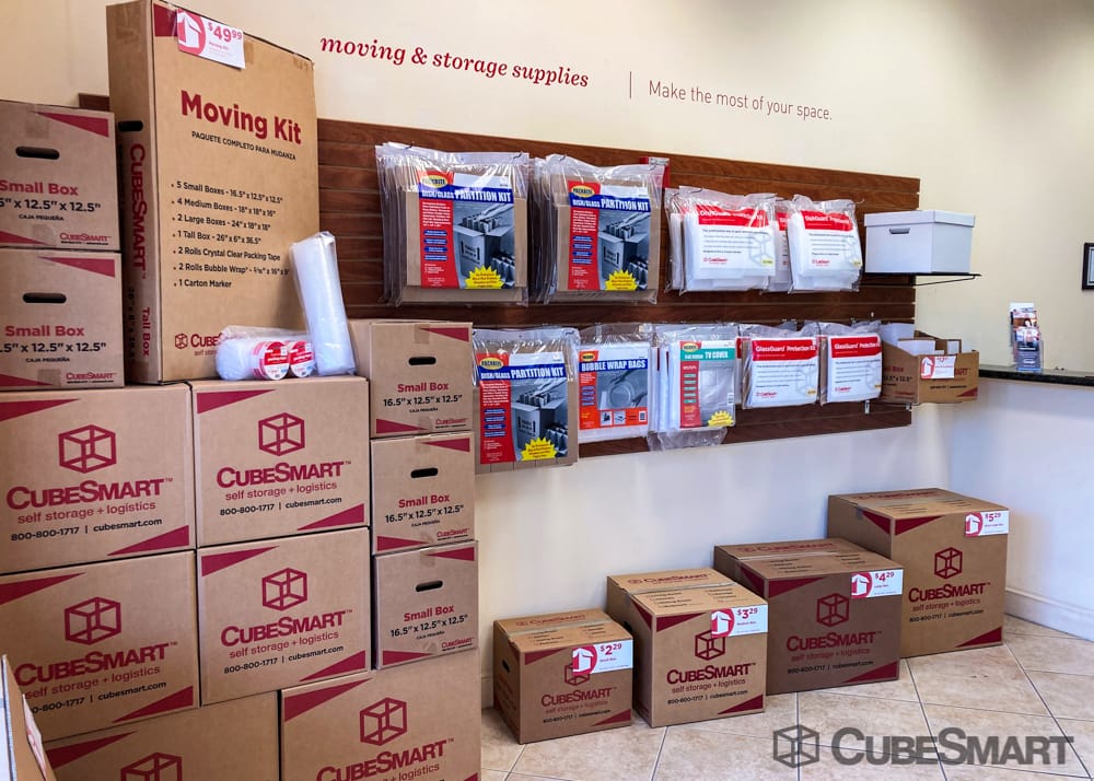 SelfStorage Units at 1500 Gateway Blvd in Boynton Beach, FL CubeSmart