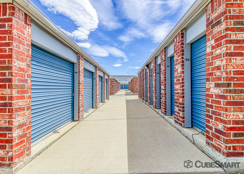 SelfStorage Units at 1390 S Valentia St in Denver, CO CubeSmart