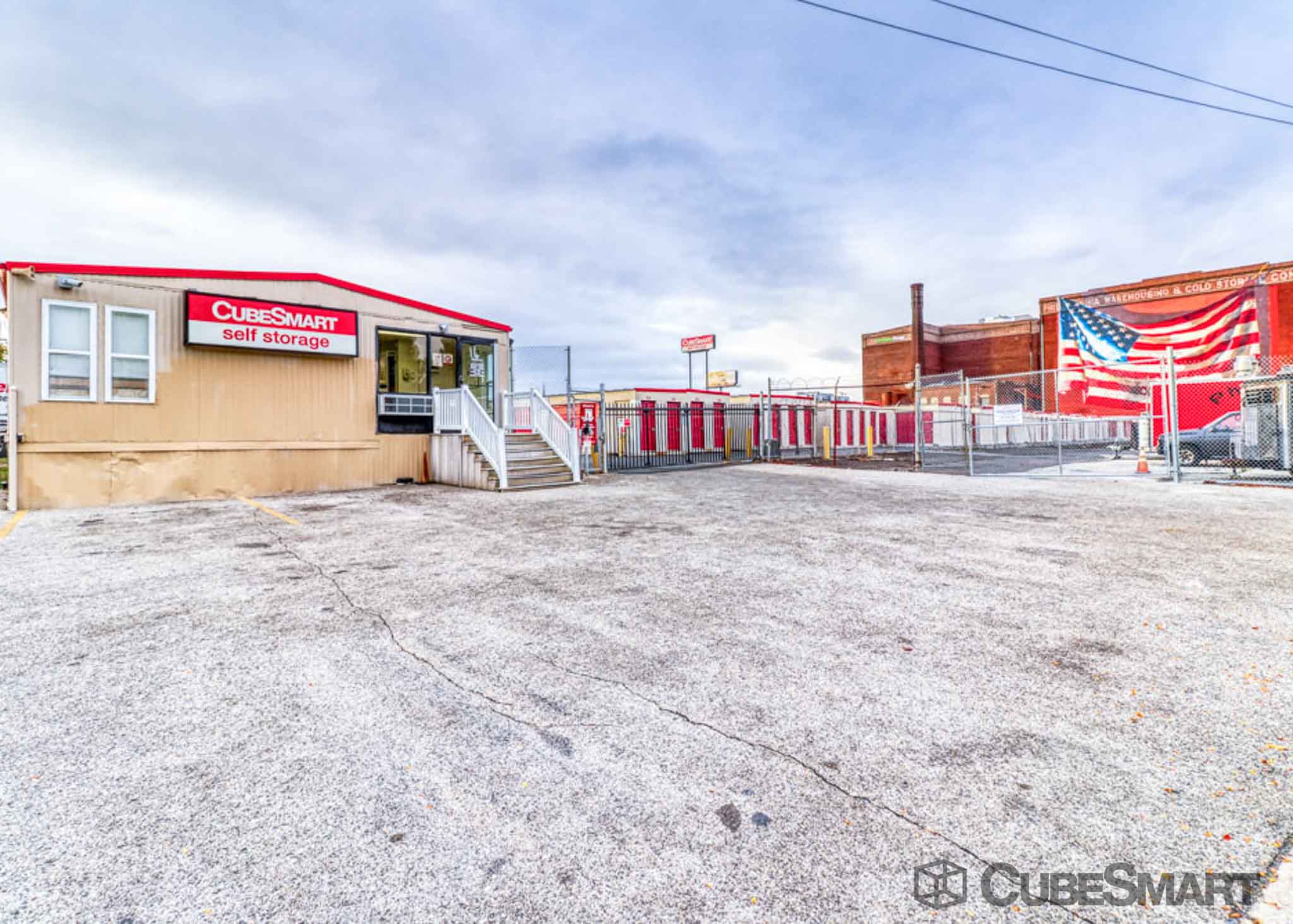 Storage Units at 456 N Christopher Columbus Blvd, Philadelphia, PA