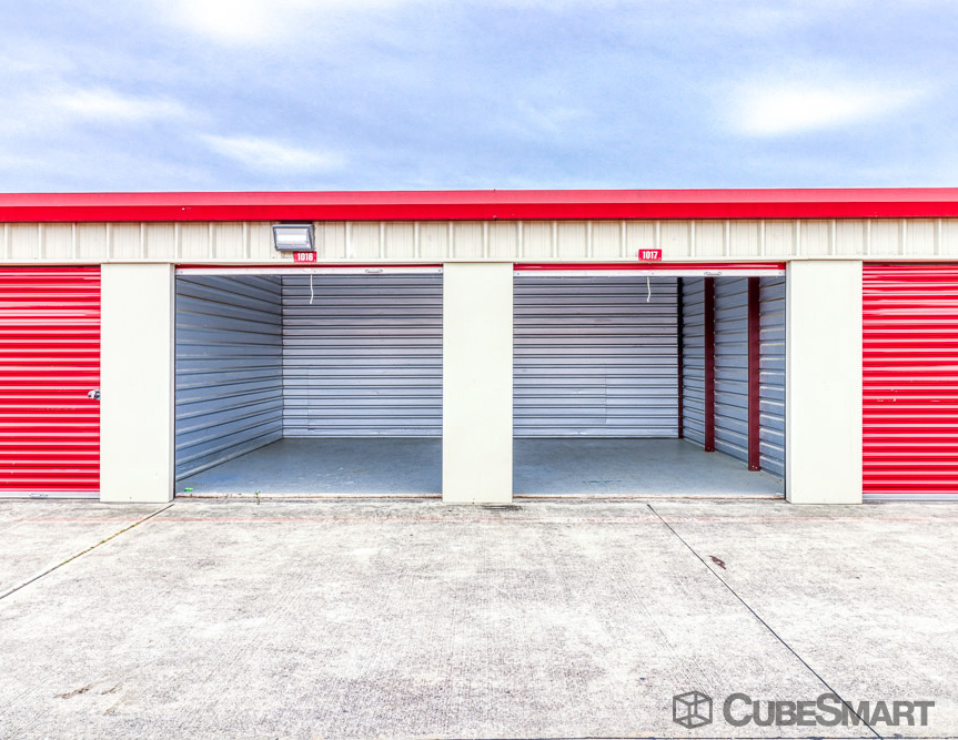 SelfStorage Units at 1430 Katy Flewellen Rd in Katy, TX CubeSmart