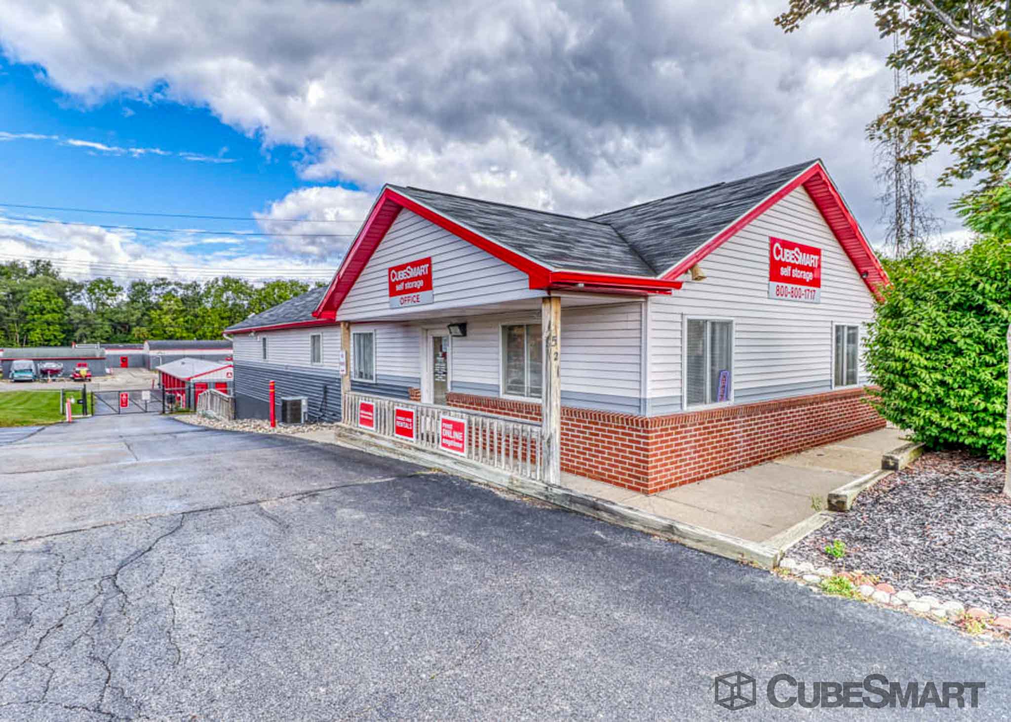 Storage Units at 521 Tyler Rd, Ypsilanti, MI CubeSmart