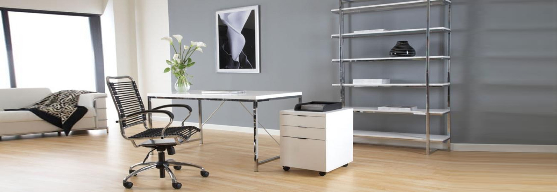 Computer Desk For Small Spaces Space Saving Desk Small Computer