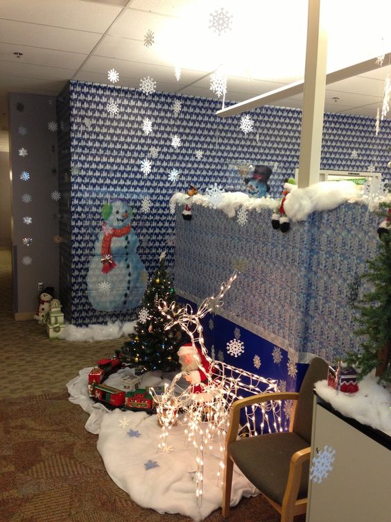 Christmas Decorating Ideas for Offices Cubicles Plus