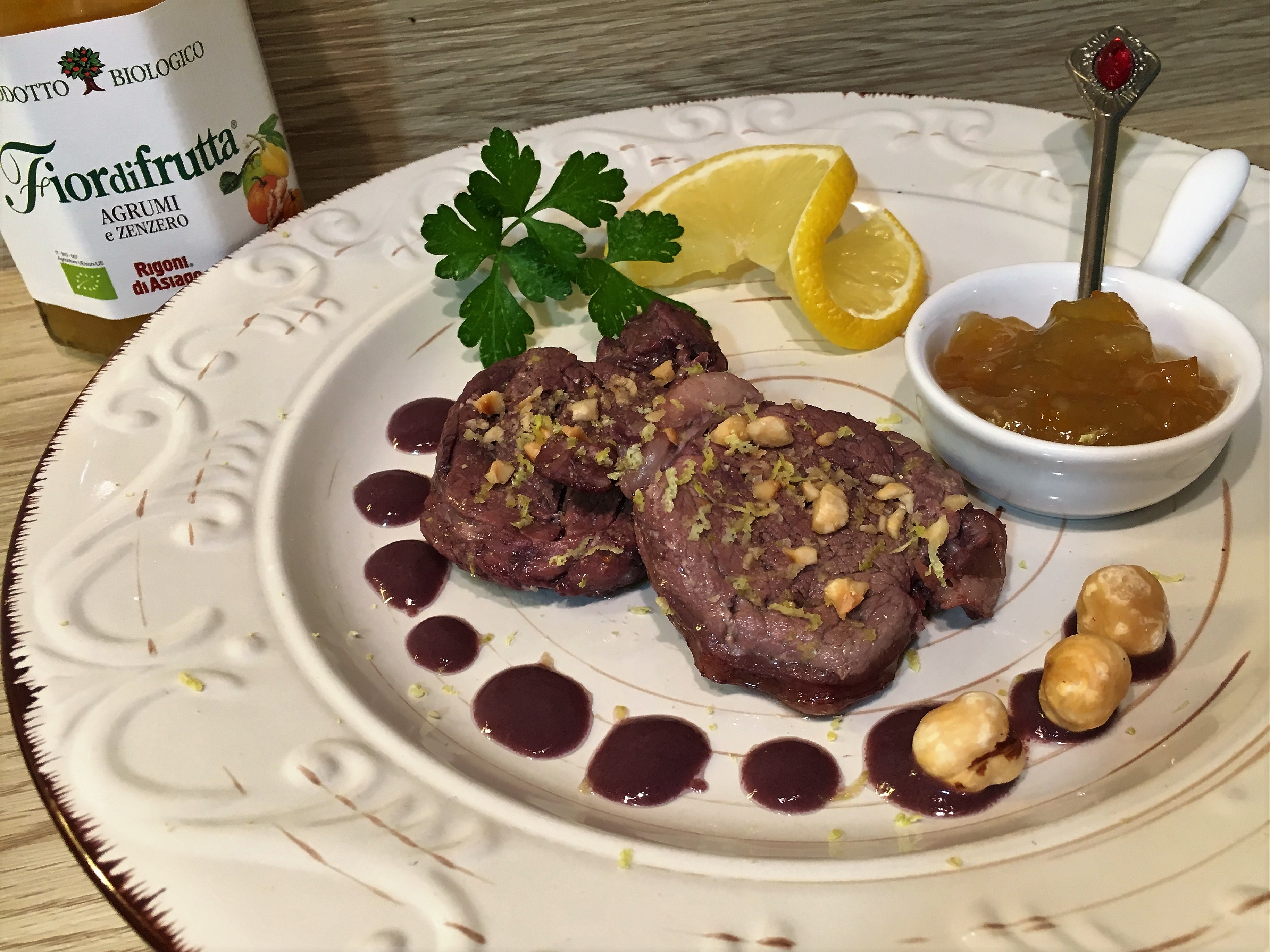 FILETTO DI MAIALE CON SALSA AL VINO ROSSO Cucina & Svago