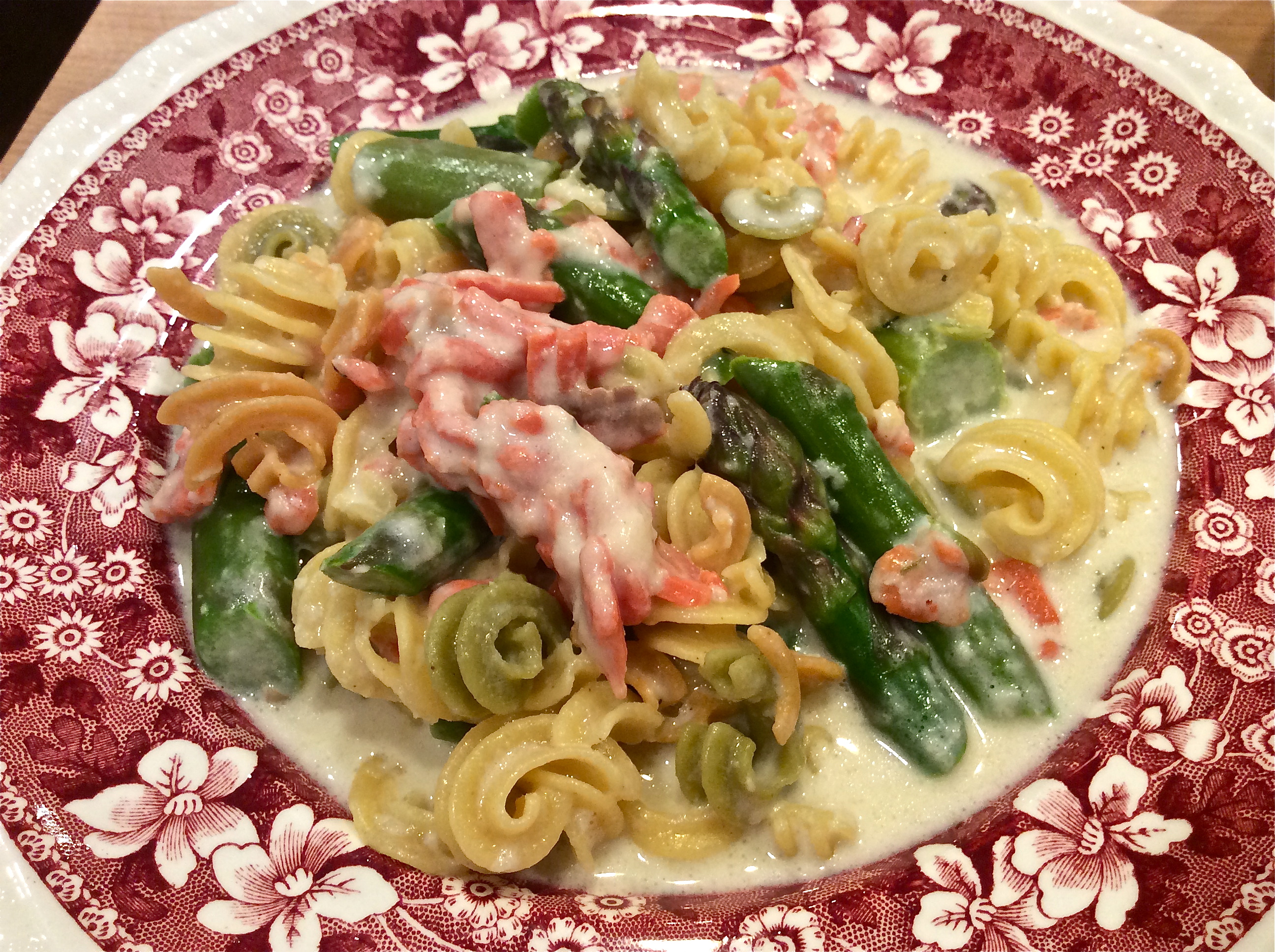 Smoked Salmon & Asparagus with Alfredo Sauce Culinary Concerto