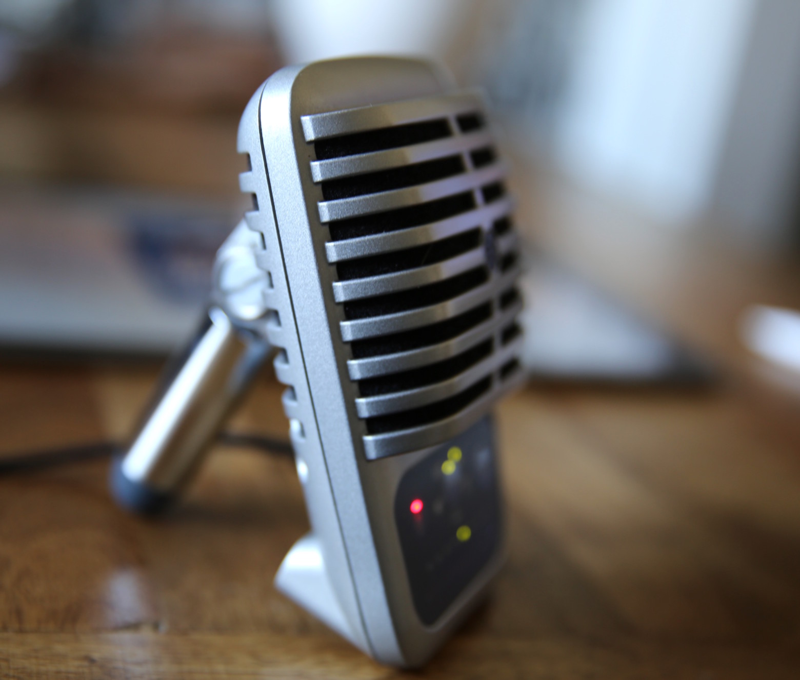 Lust List Shure MV51 is a tough, versatile microphone for iPhone field