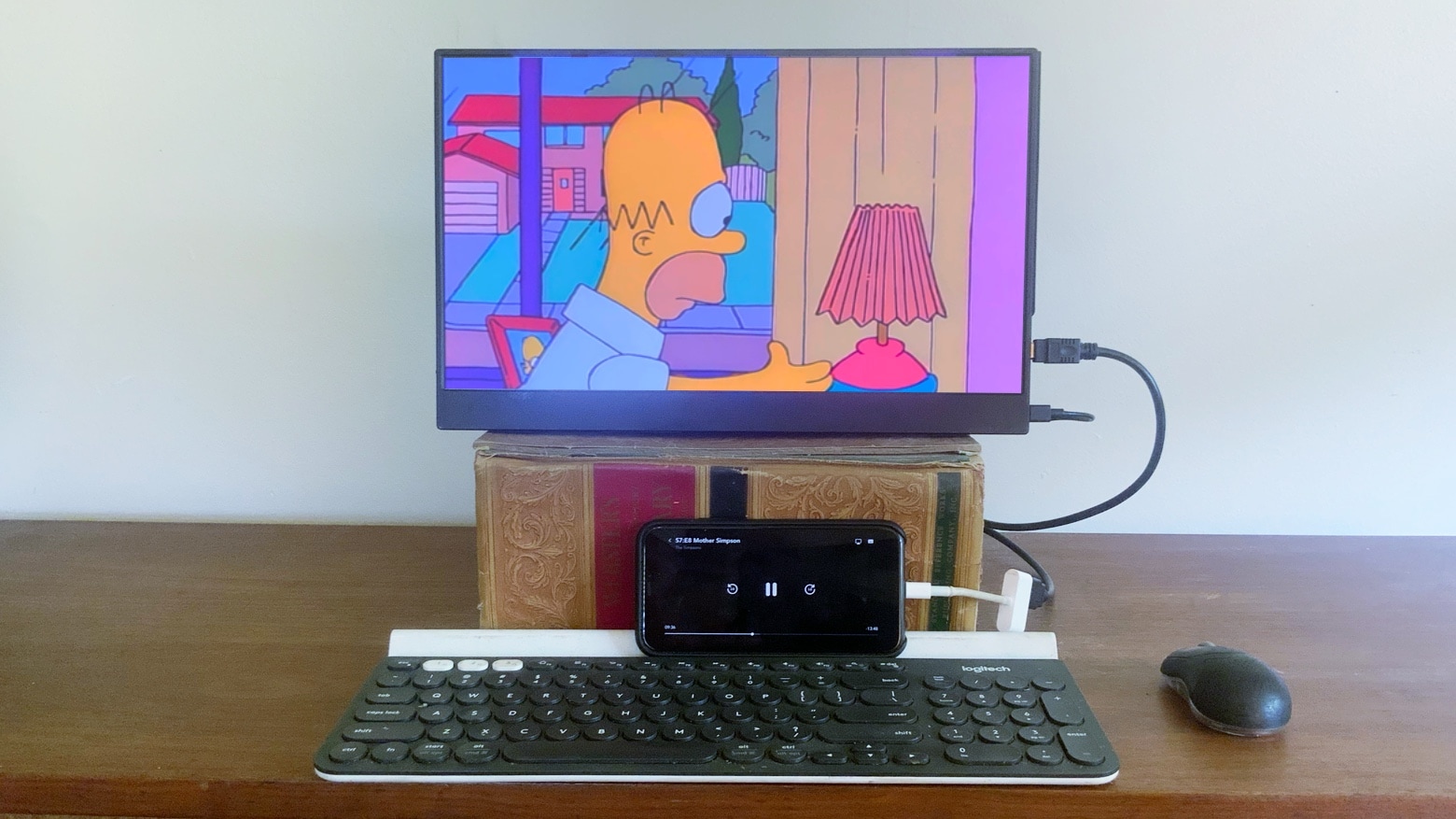 Why you should add a second screen to your iPhone