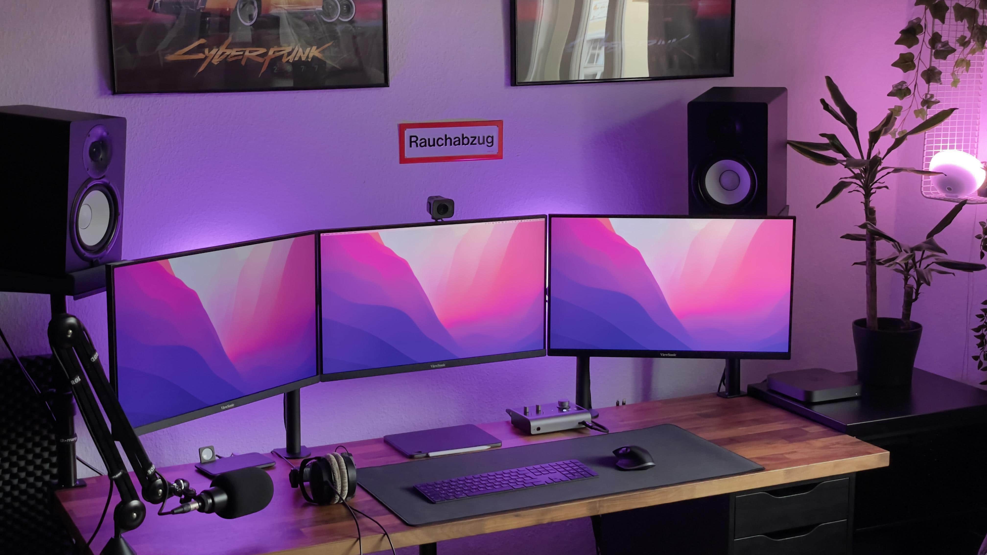 Hello, 14inch M1 Pro MacBook; goodbye, 3 external displays? [Setups