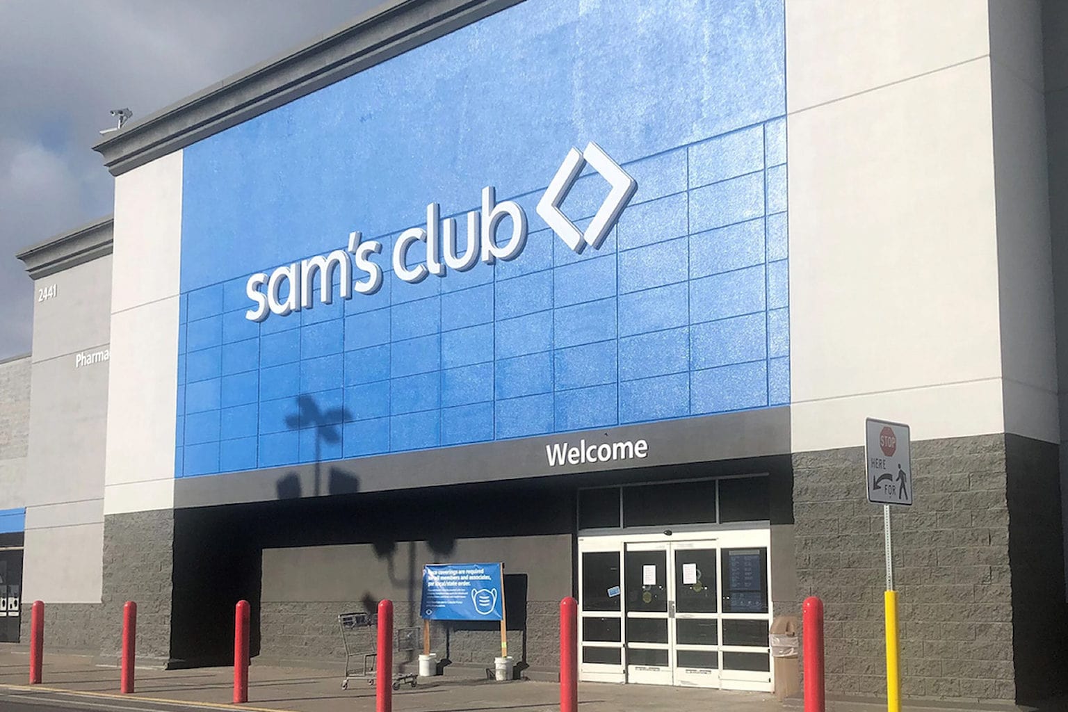 Sign up for one year of Sam's Club for 20 with this Cyber Monday
