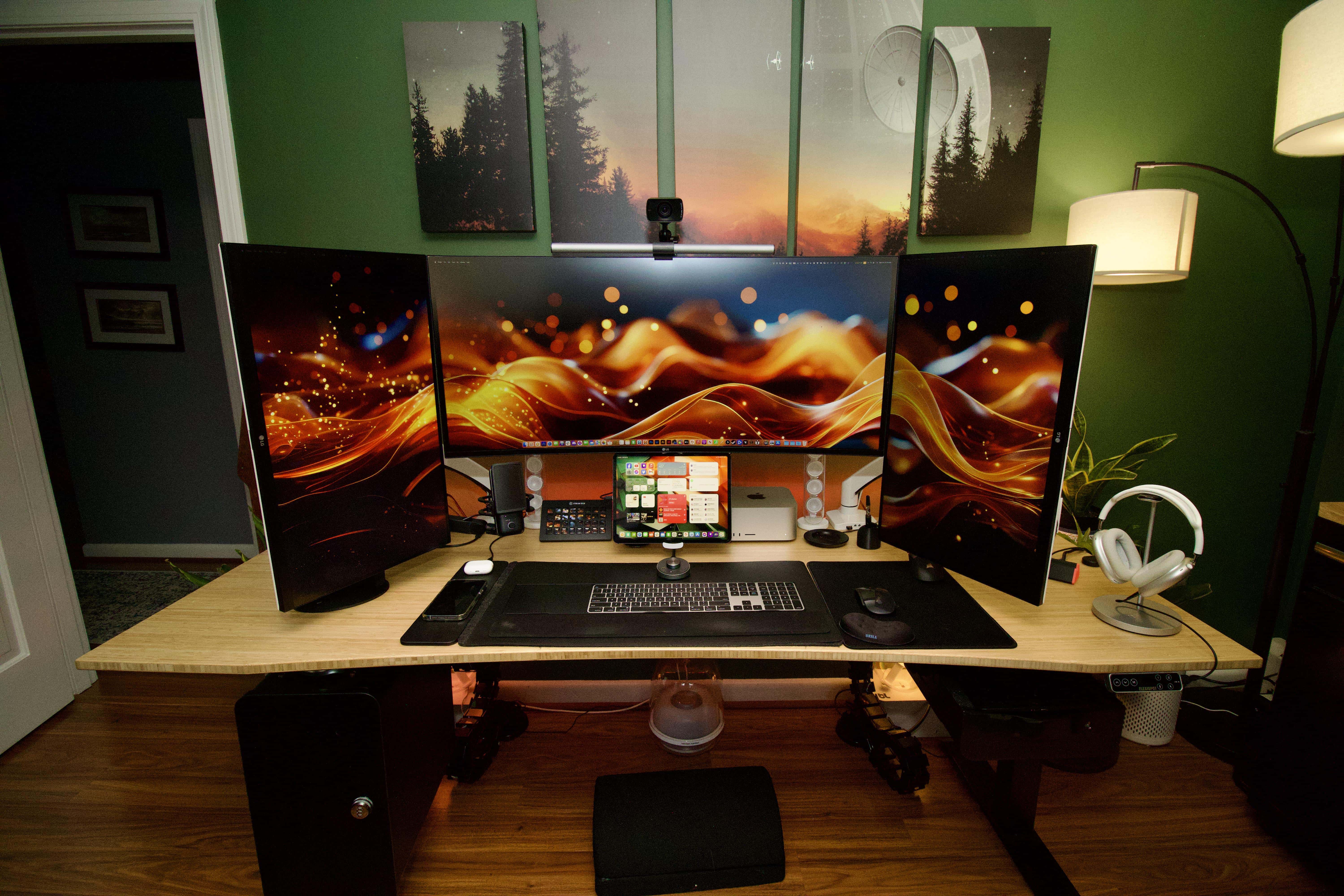 Good monitor arms 'go a long way' [Setups] Cult of Mac