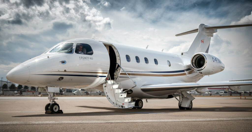 What to Consider When Hiring a Private Charter Jet Company