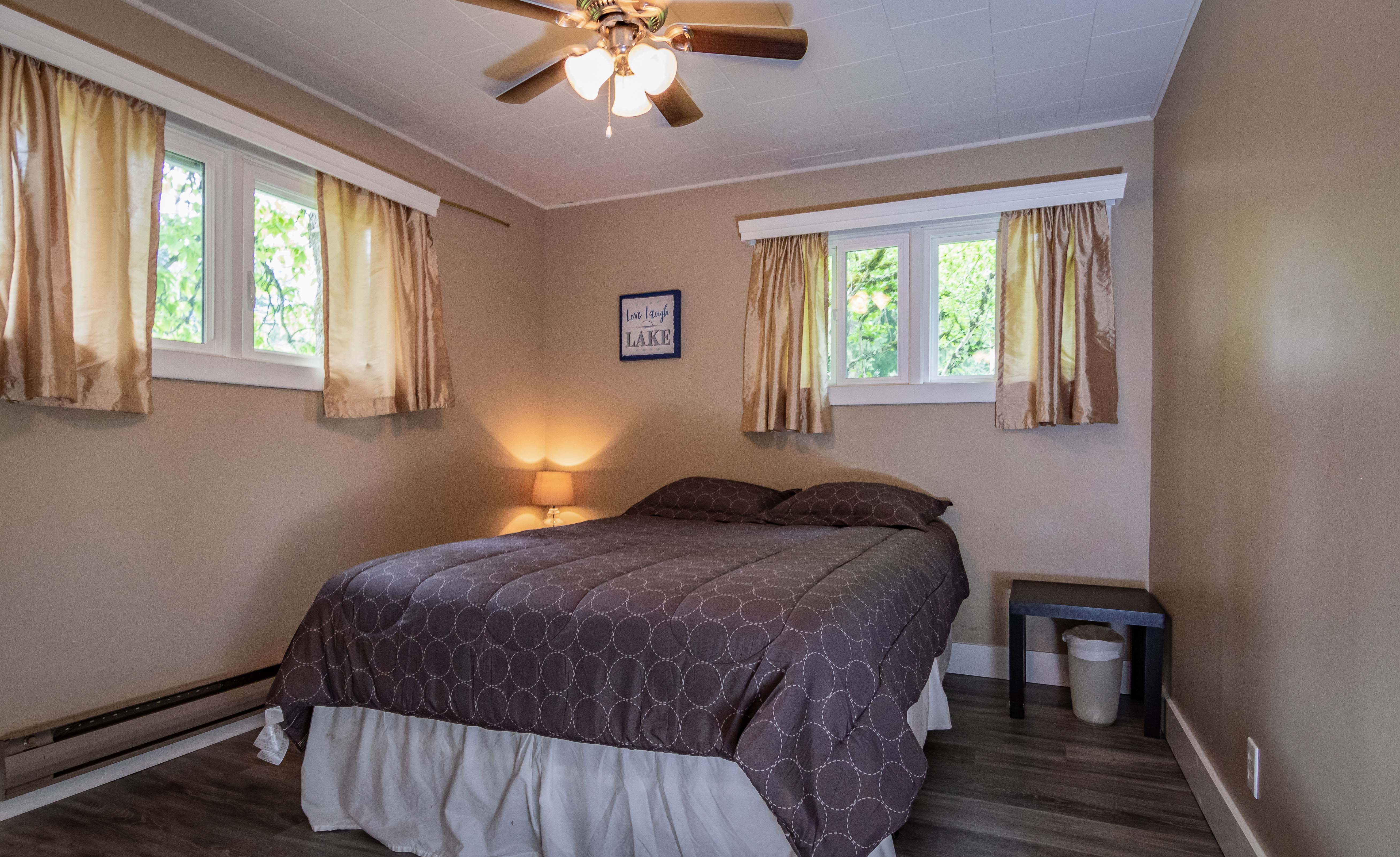 CULTUS LAKE PARK CABINS Cultus Lake Park