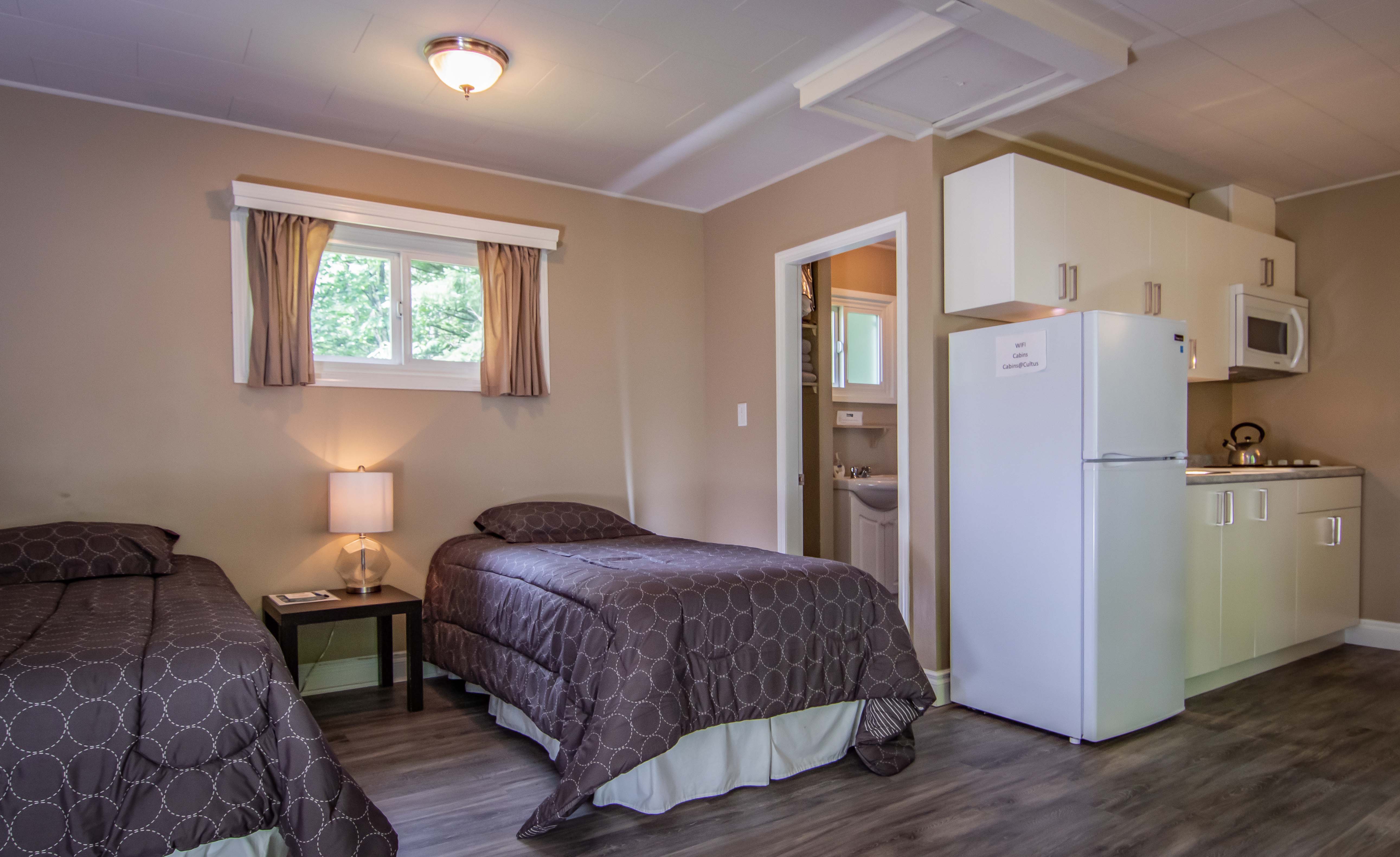 CULTUS LAKE PARK CABINS Cultus Lake Park