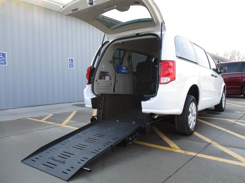 Wheelchair Vans For Sale in MN & IA Cummings Mobility