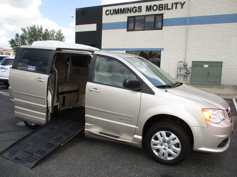 Wheelchair Vans For Sale in MN & IA Cummings Mobility