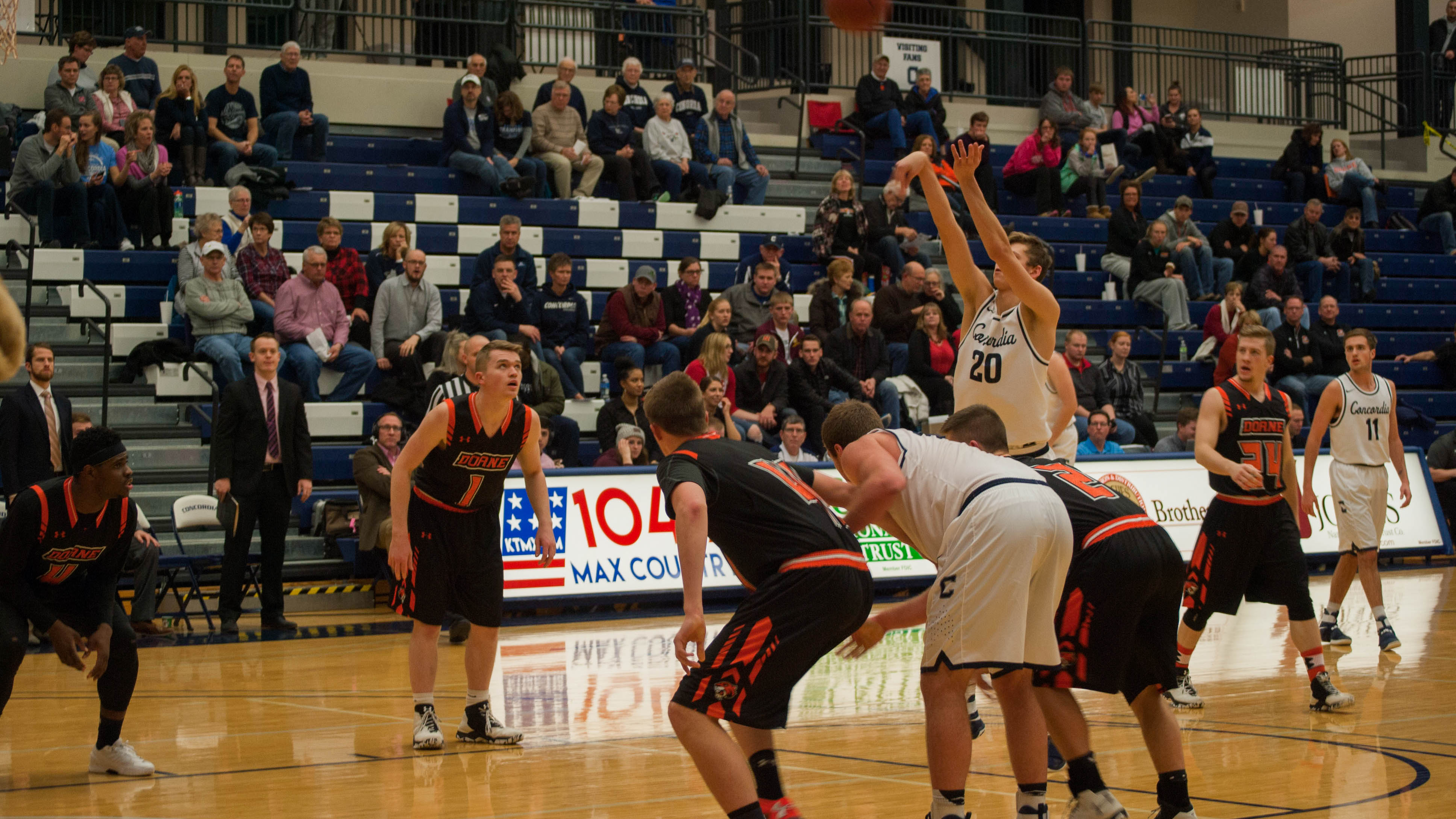 Concordia Men's Basketball Overthrows Doane in GPAC Rematch