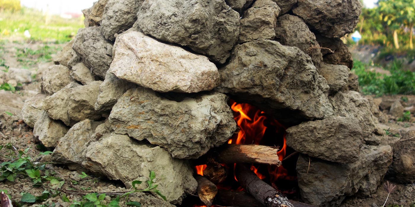 Taiwan Traditional Kiln Cooking (Earth Oven) Curious Nut