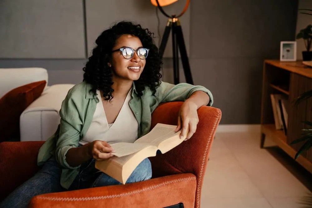 Dry Shampoo at Night Should I Use Dry Shampoo Before Bed?