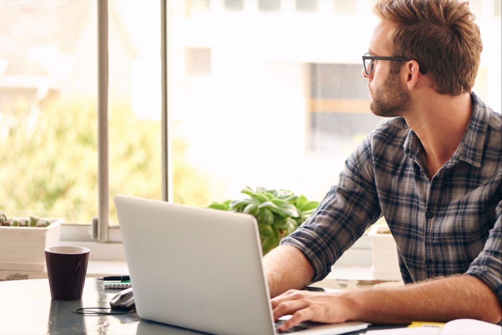 12 Travel Tour Companies That Will Pay You to Travel the World