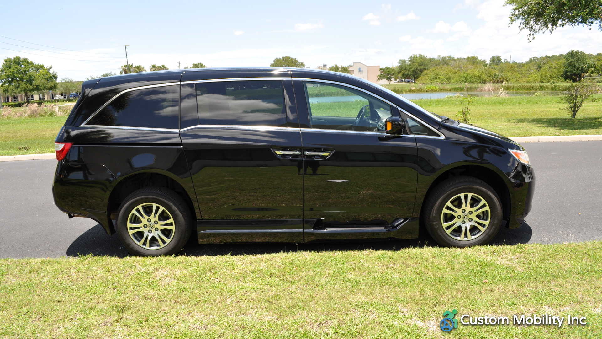 2013 Honda Odyssey Stock DB049327 Wheelchair Van For Sale Custom