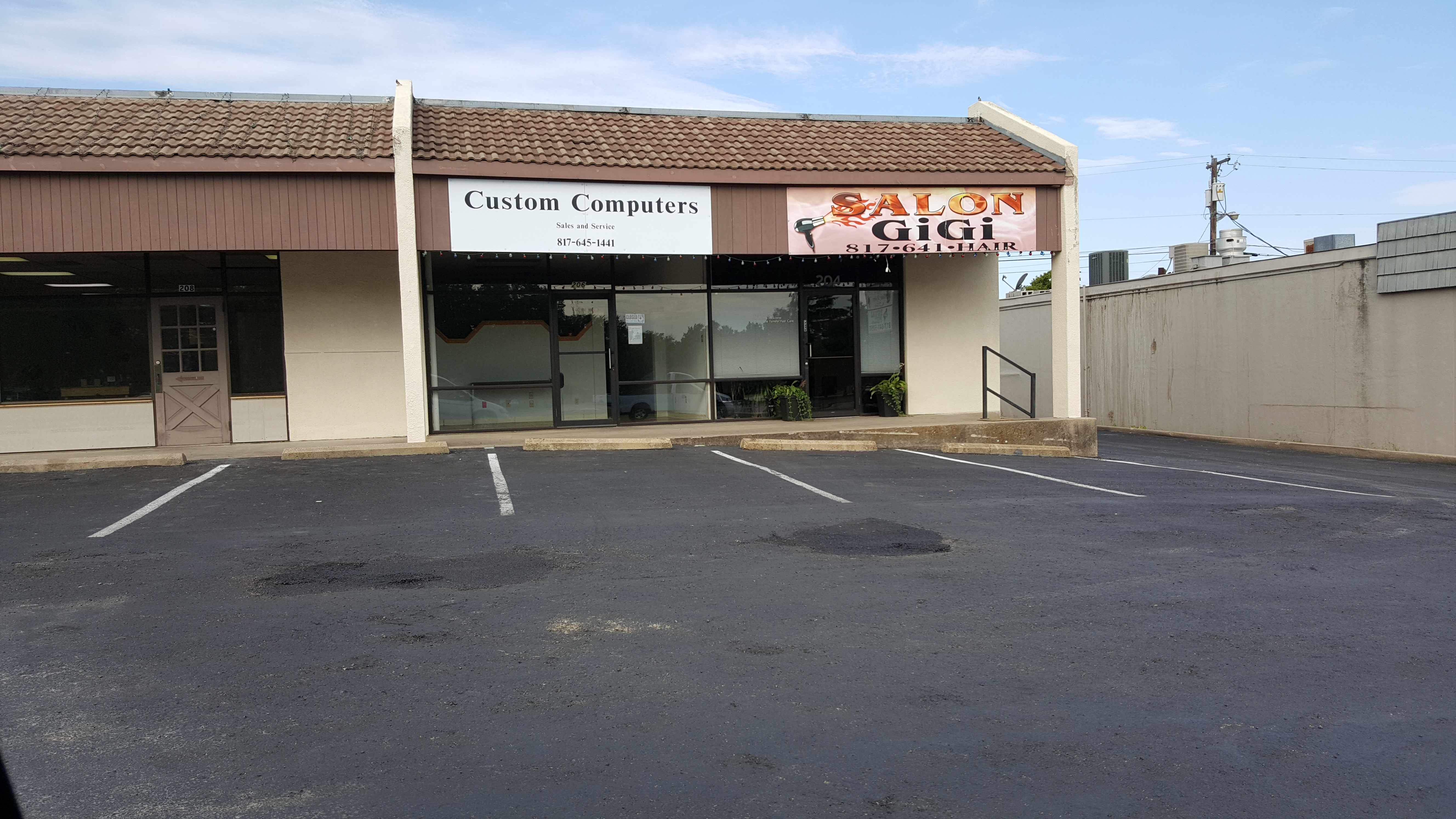 Custom Computers Computer service in Cleburne Texas