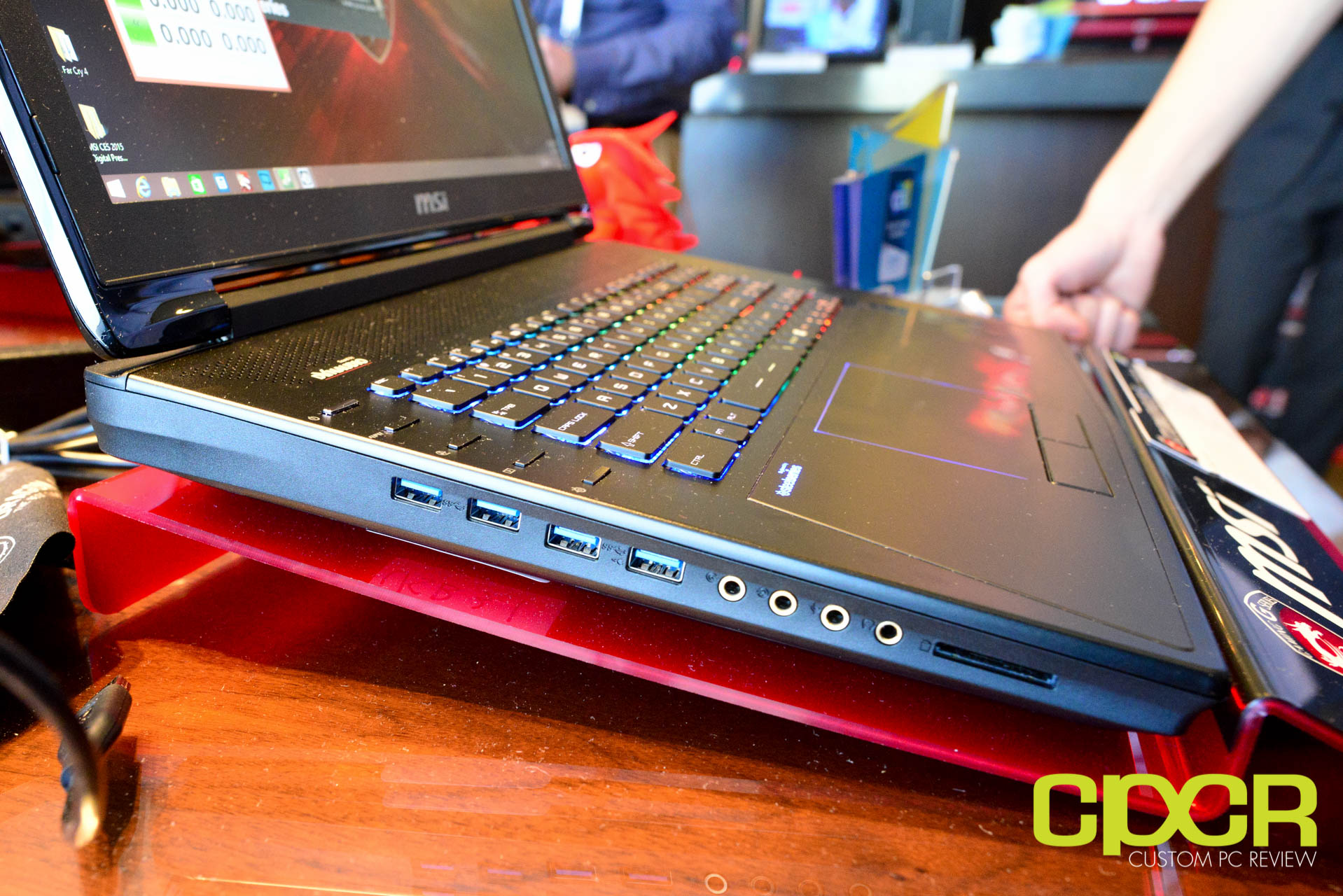 CES 2015 MSI Reveals World's First USB 3.1 Certified