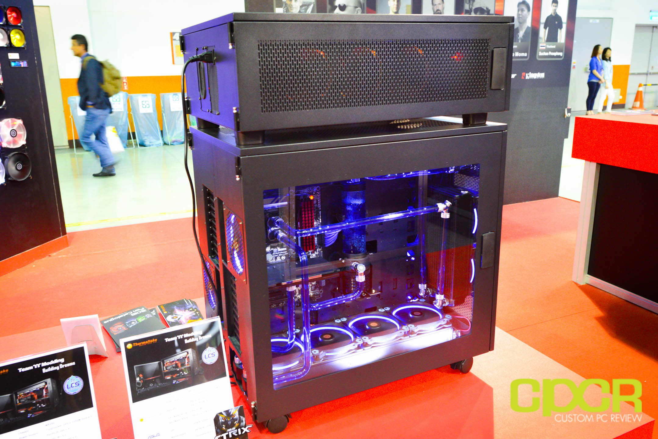 Computex 2015 ThermalTake's New W200 Case Wants You to Go Big or Go