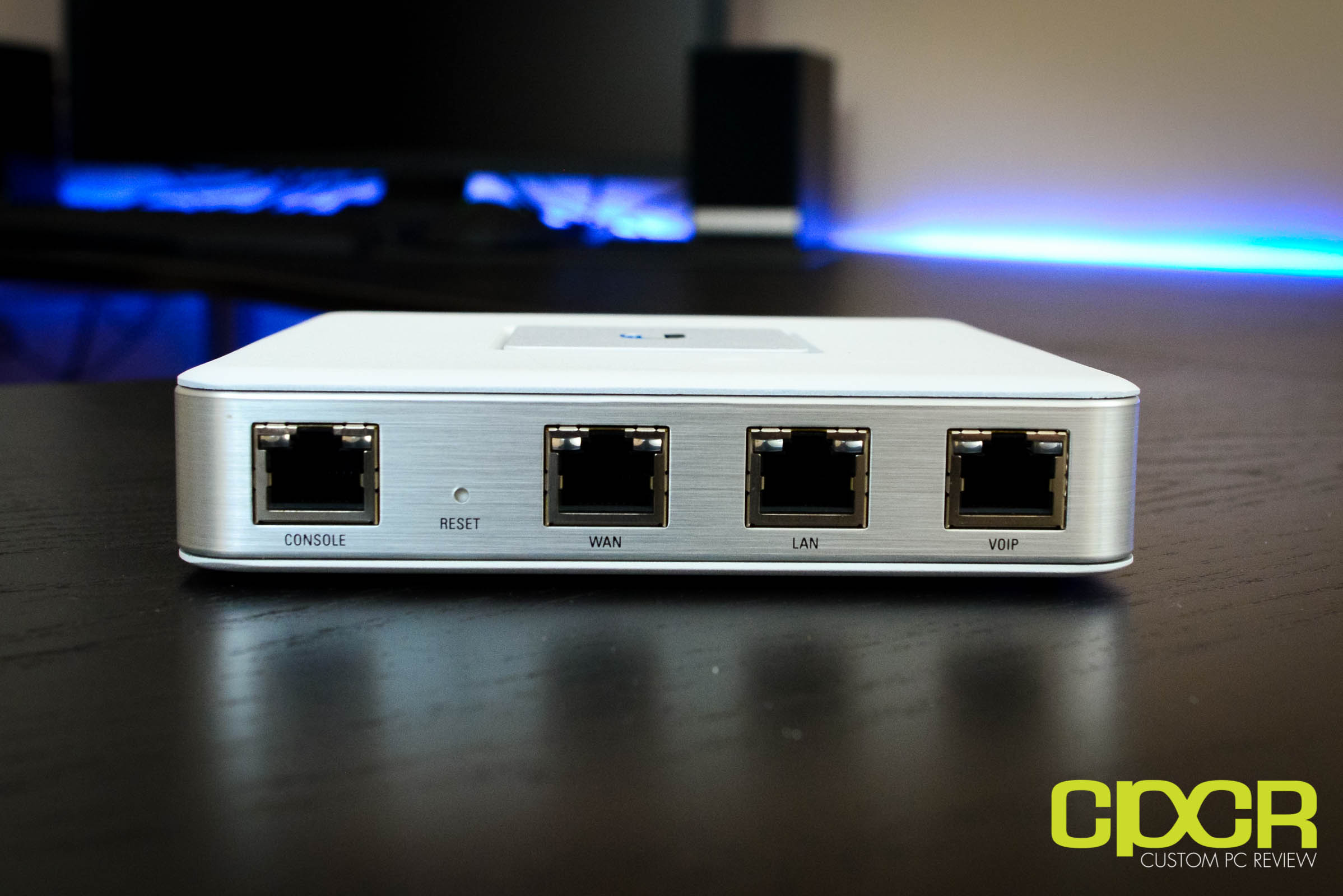 Review Ubiquiti UniFi Security Gateway (USG) Custom PC Review