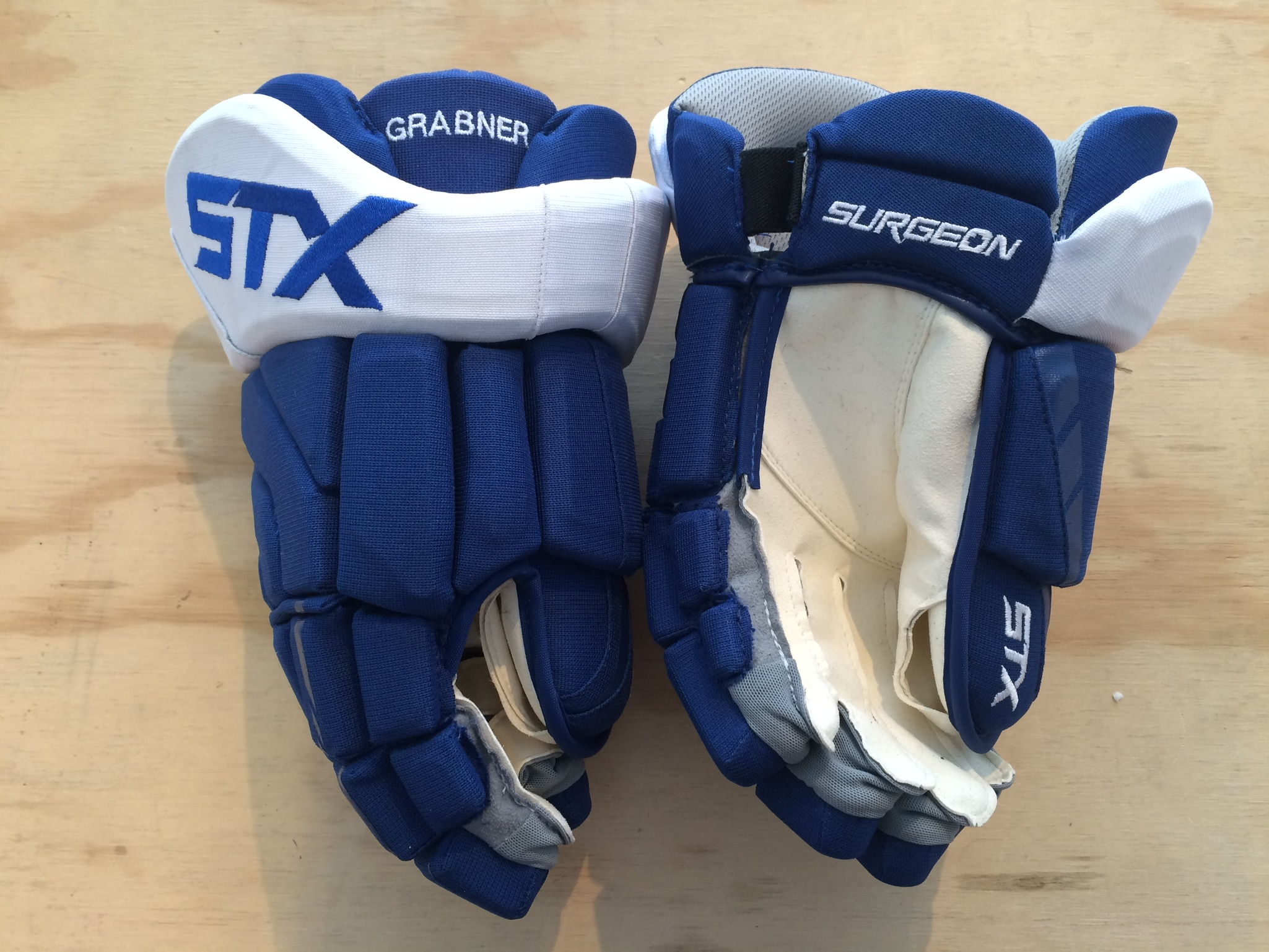 Custom Pro Repair Hockey Glove repalm; repalming for the pros