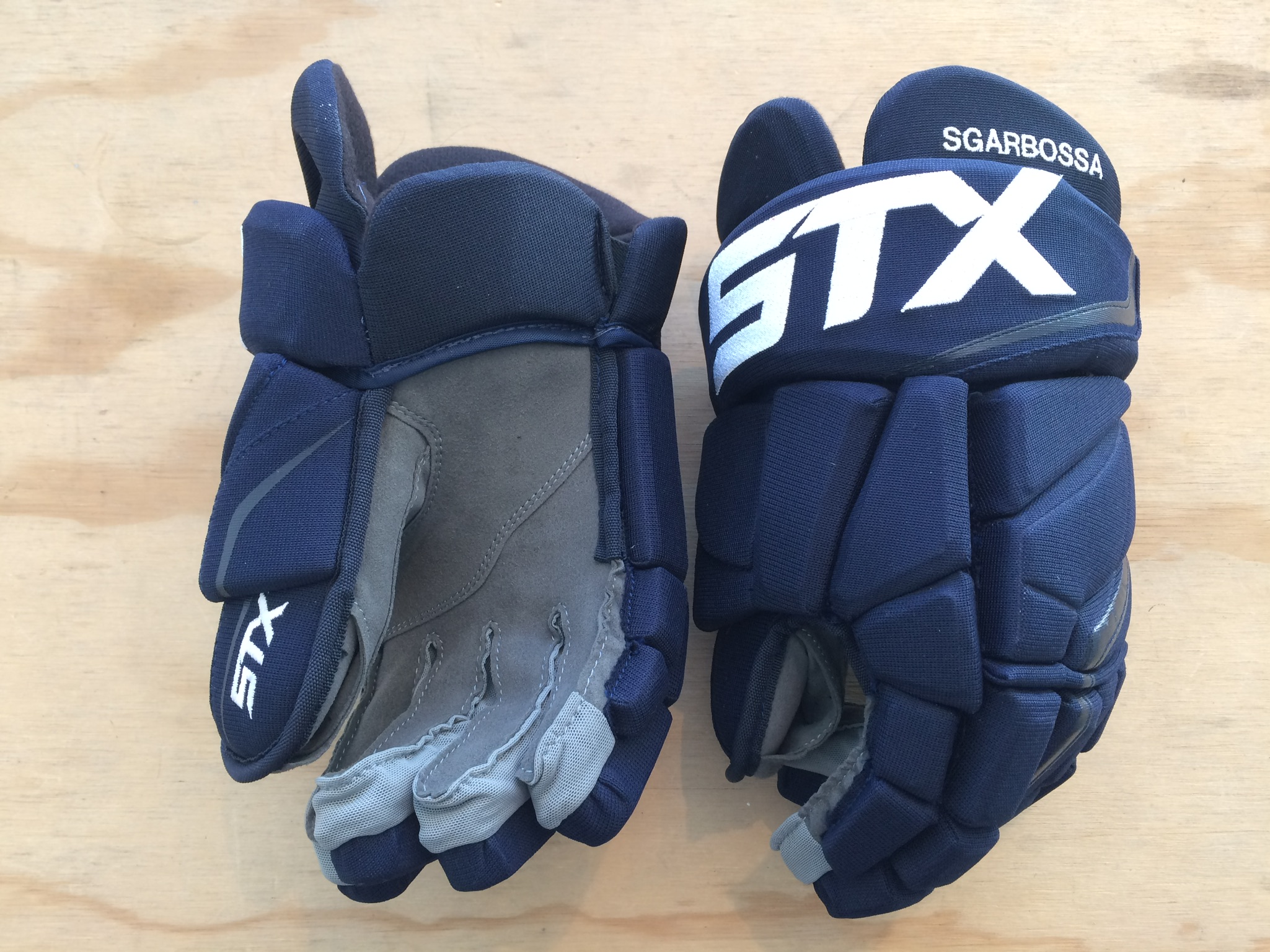 Custom Pro Repair Hockey Glove repalm; repalming for the pros