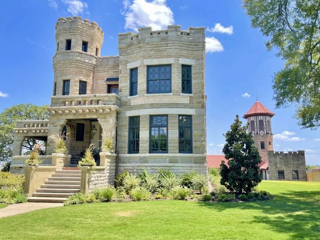 Joanna Gaines' Latest Fixer Upper House The Castle 1/2