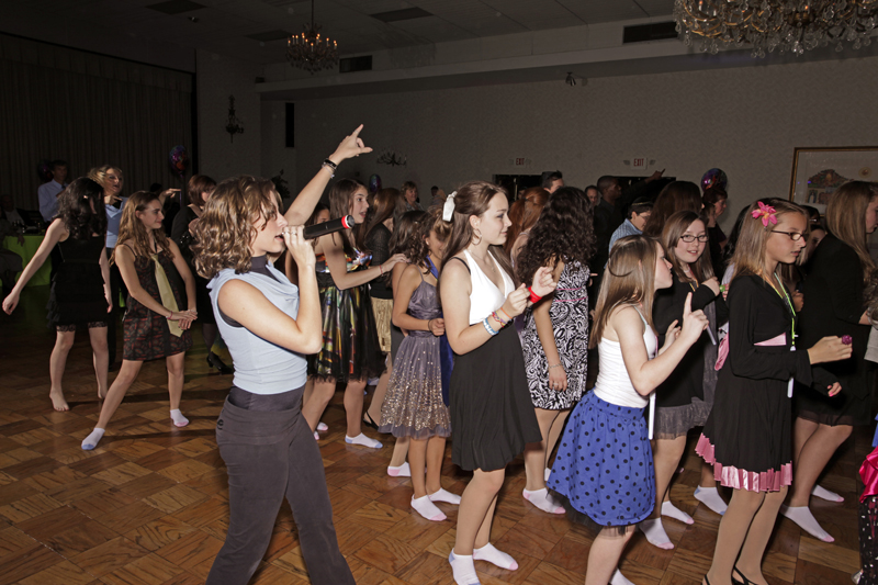 DJ Richie and Dancers at Abby's Bat Mitzvah with Cutting Edge Entertainment