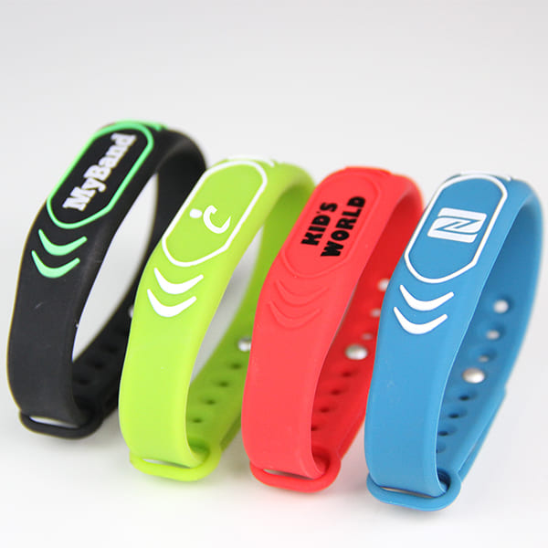 5 off for Christmas! 2019 Fashion Trend Silicone RFID NFC Wristband
