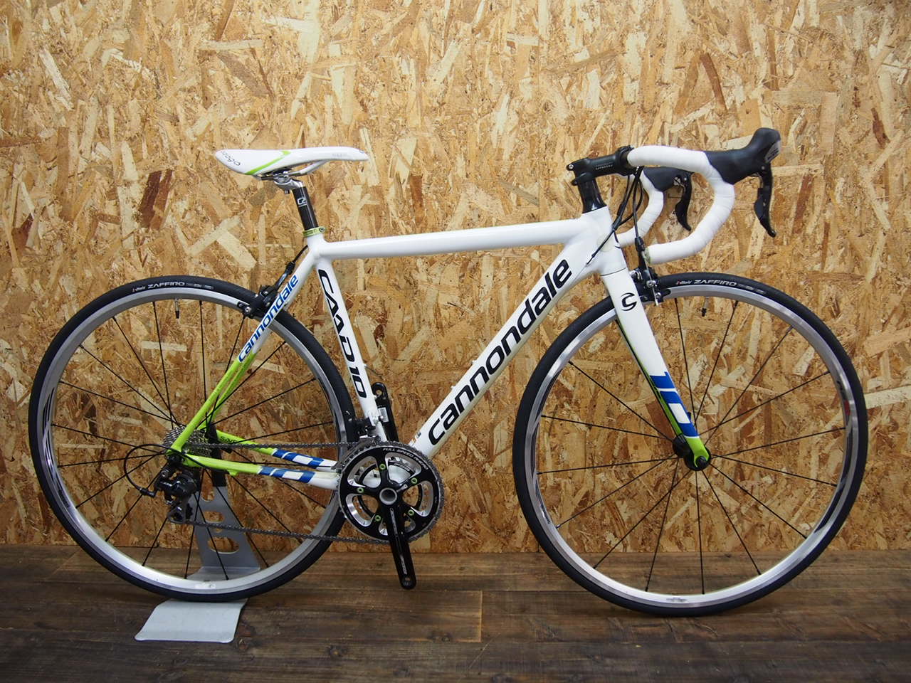 中古 スポーツ 自転車 入荷情報～CANNONDALE CAAD10 2012～ 京都の中古自転車・新車販売 サイクルショップ エイリン