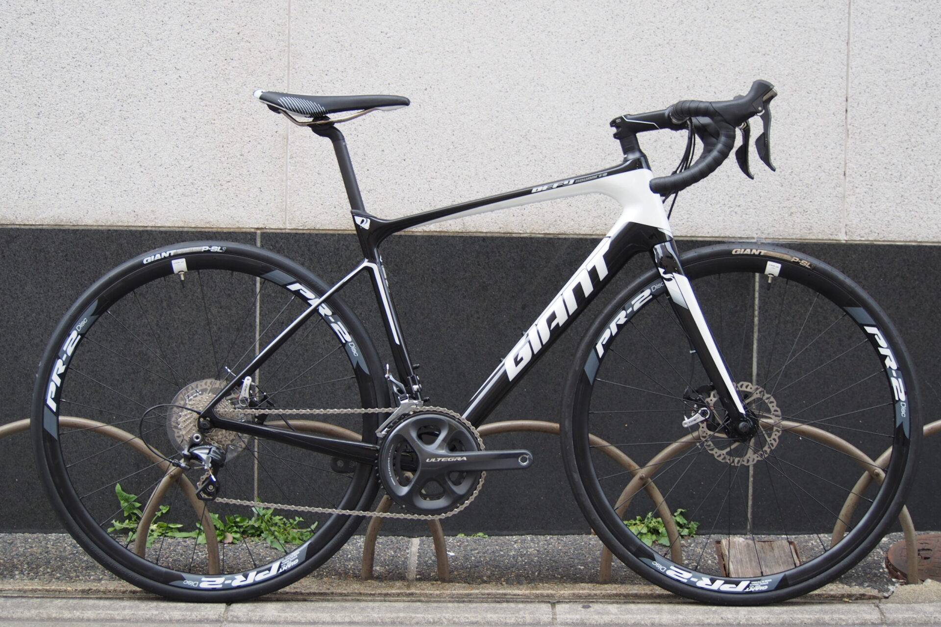 GIANT DEFY ジャイアント ロードバイク 自転車 アウトレット通販売 Giant defy ロードバイク sサイズ？ 注目ブランドの