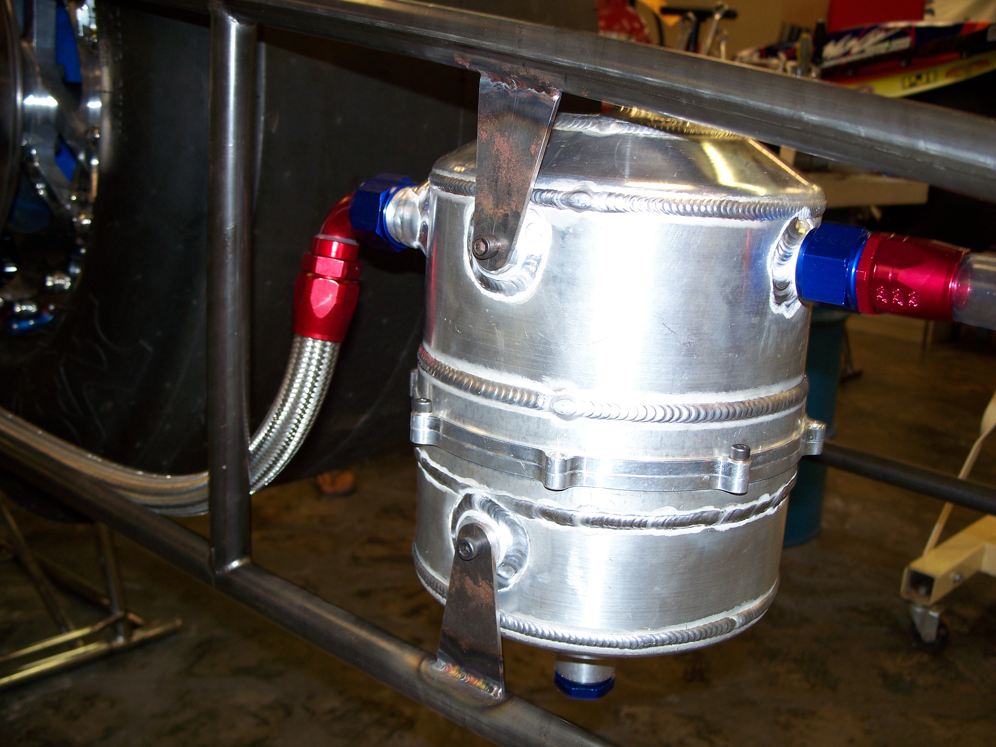 Spy Photos Larry “Spiderman” McBride’s New Top Fuel Dragbike Drag