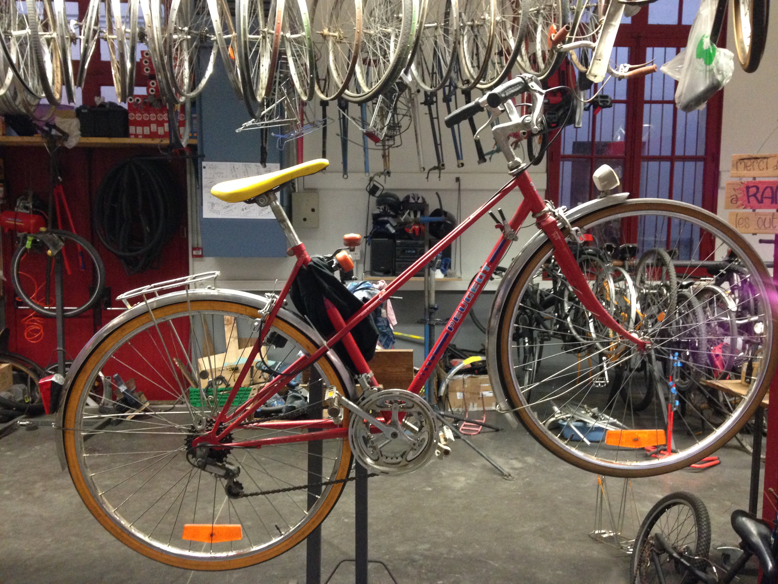 Avant / Après les vélos de Lucas et Mario Cycles et