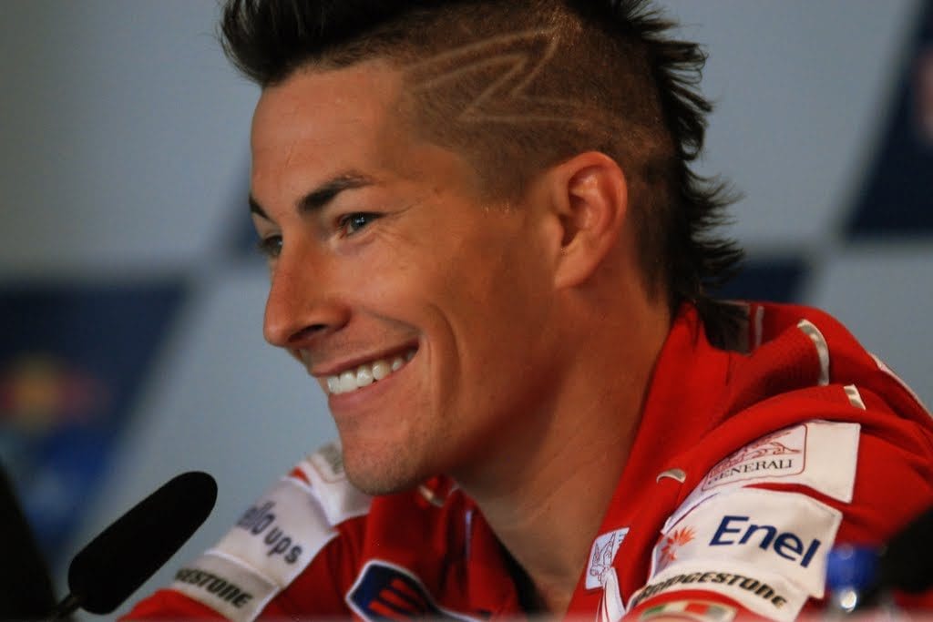 Nicky Hayden Dies After Being Hit by a Car CycleVin