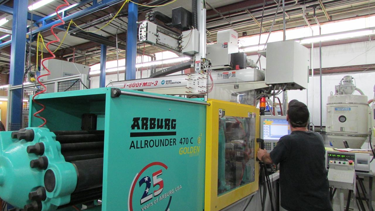 CY Plastics adds injection molding press, robotic equipment