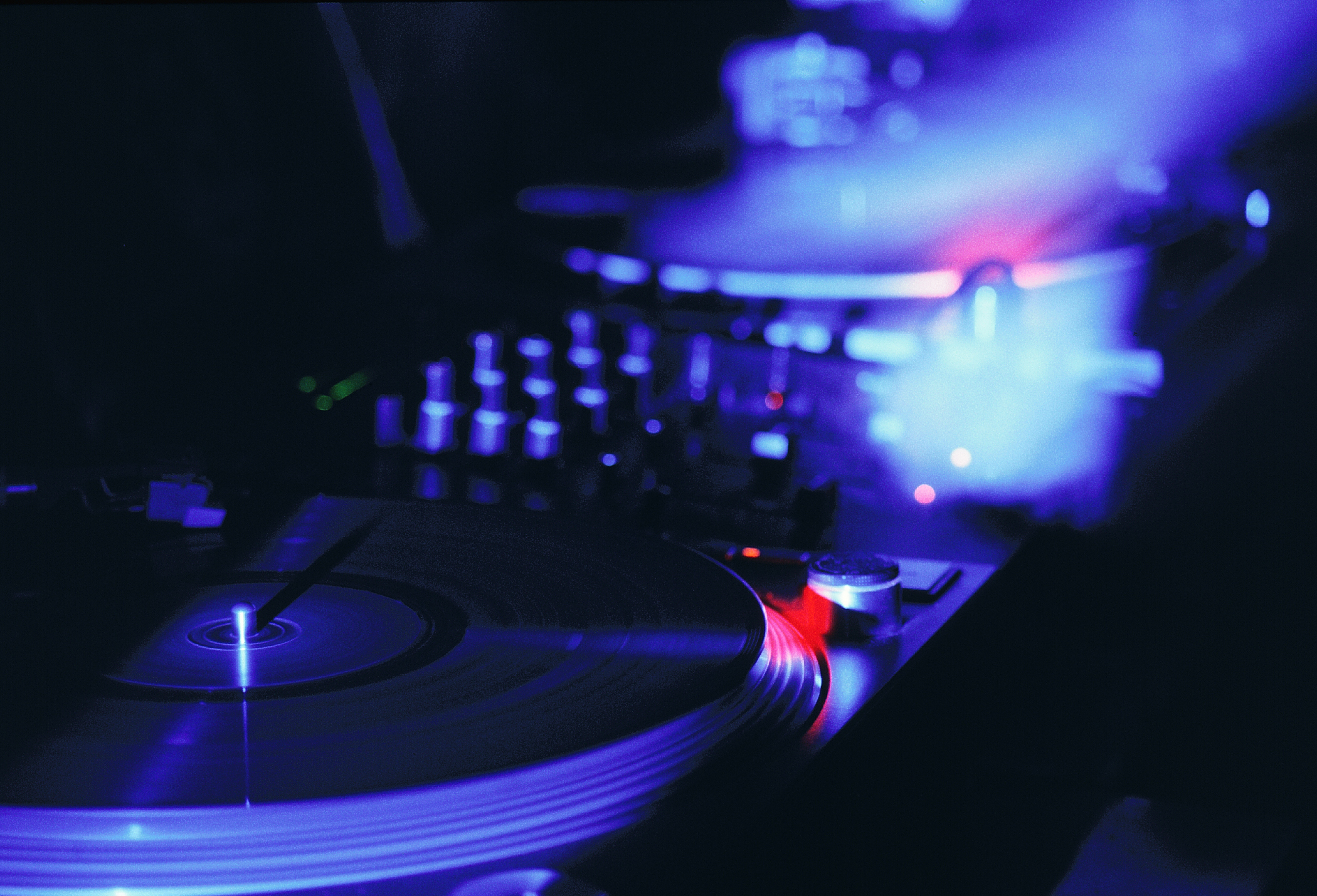 Afro house angolano mix : Angolan Afrohouse Mix Czech Radio