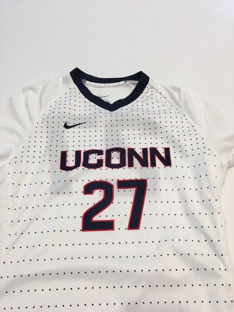 Game Worn Used UConn Huskies Connecticut Soccer Jersey 27 Nike Lrg