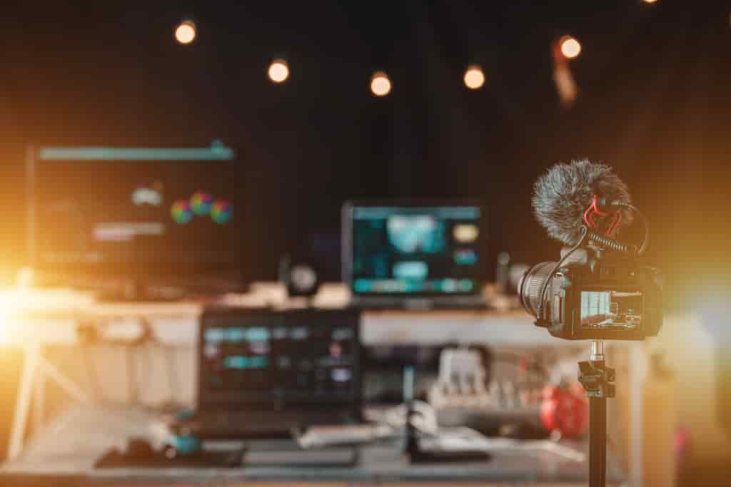 Comparing Hardware vs. Software Encoders for Live Streaming